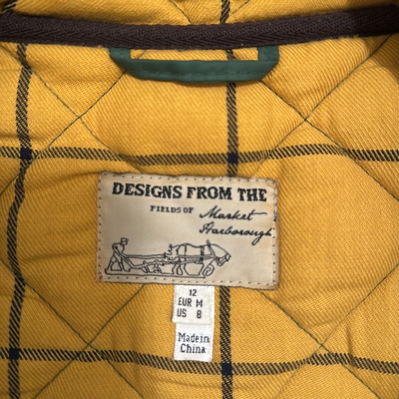 Joules Green Quilted Vest with Yellow Lining - Picture 2 of 7